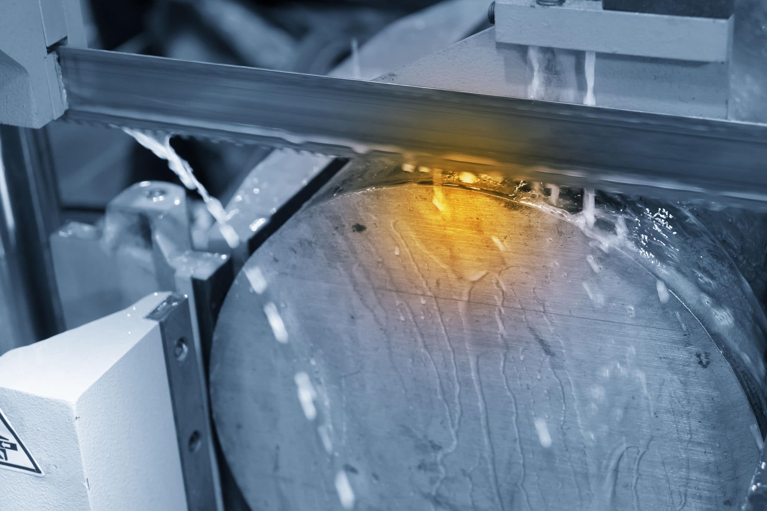 เครื่องตัดใบเลื่อยสายพานรุ่นใหม่ล่าสุด