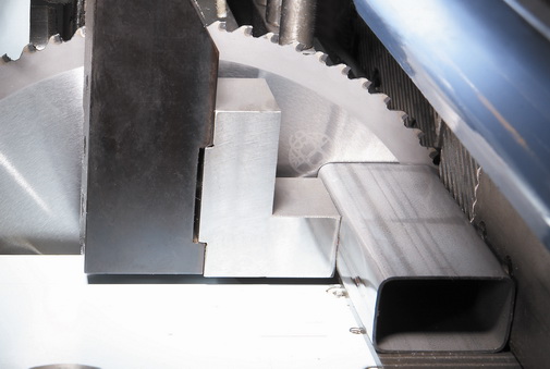 High Tensile Steel and High Speed Cutting Sawing Machine