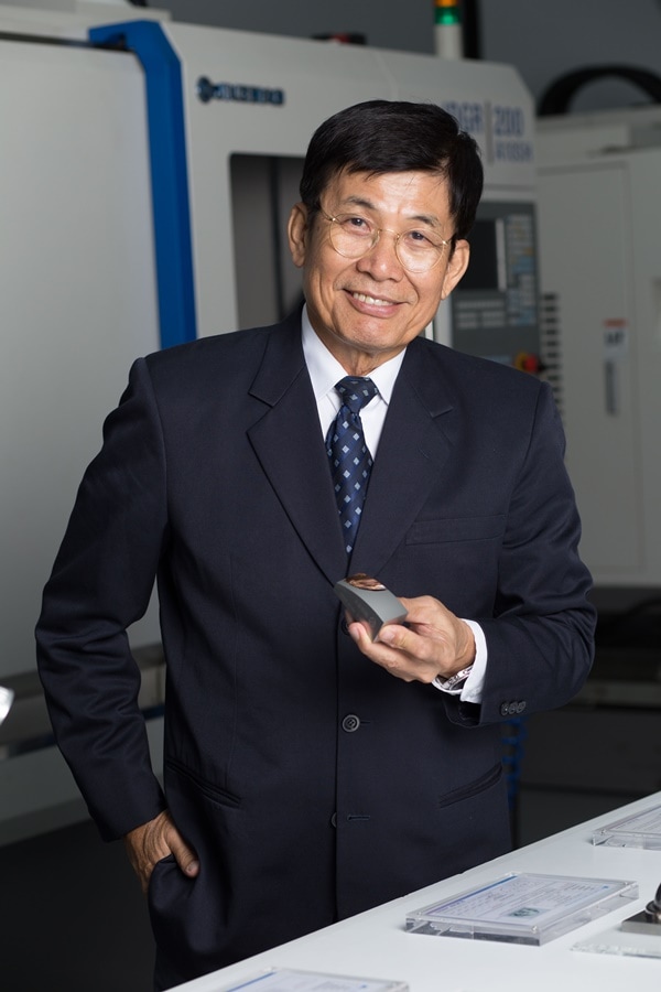 JINGDIAO… High Quality Machining Center Responding to High Resolution Surface Milling at the Nano Surface Finish Level