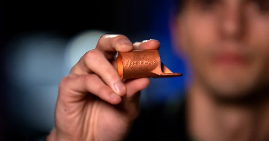 Palawatr: Markforged  'เครื่องพิมพ์สามมิติ 3D' Printing  อัจฉริยะ ประสิทธิภาพสูง เพื่อชิ้นงานแข็งแรงไร้รอยต่อ